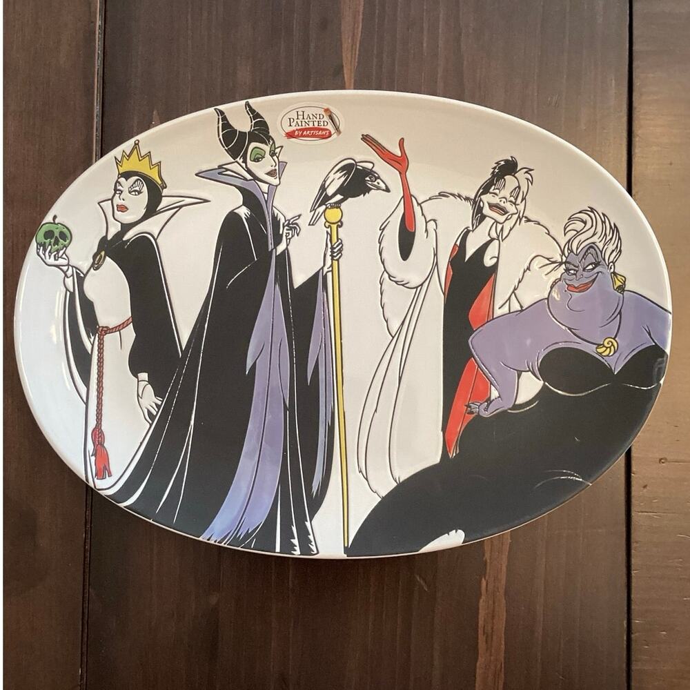 NWT Disney Villains Ceramic Oval Serving Platter by Zrike Brands